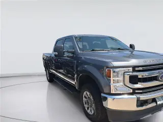 Ford F-250 Super Duty 2021 4x4 XLT 4dr Cab de Trabajo con Cabina de 6.8 pies de largo Pickup