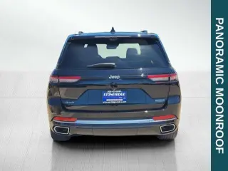 Jeep Grand Cherokee 2023 4x4 Summit 4dr SUV