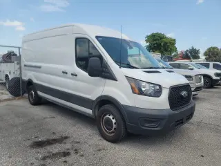 Ford Transit 2023 250 3dr SWB Techo de Media Piso Carga
