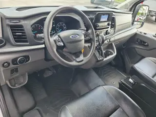 Ford Transit 2024 250 3dr LWB Techo de Medio Cuerpo Vehículo de Carga