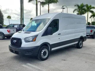 Ford Transit 2024 250 3dr LWB Techo de Medio Cuerpo Vehículo de Carga