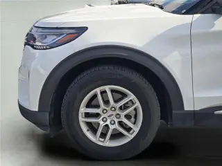 Ford Explorer 2025 Active 4dr SUV en español: 

Ford Explorer 2025 Active 4 tracción en español:
