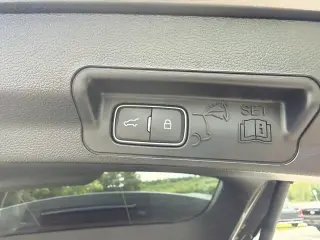Ford Explorer 2023 AWD XLT 4dr SUV