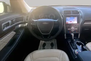 Ford Explorer 2018 AWD Platinum 4dr SUV