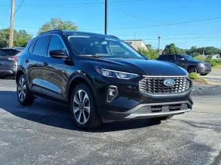 Ford Escape 2025 AWD Platinum 4dr SUV