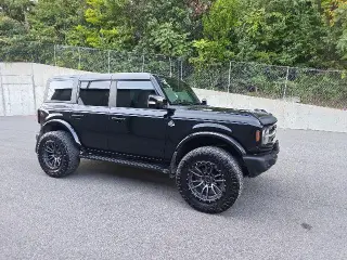 Ford Bronco 2023 4x4 Outer Banks 4dr SUV