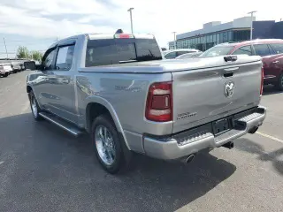 Ram 1500 2022 4x2 Laramie 4dr Crew Cab 5.6 ft. SB Pickup