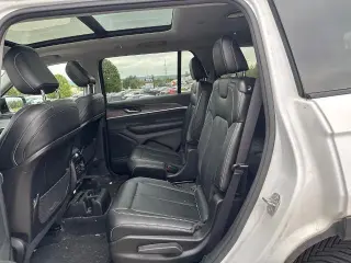 Jeep Grand Cherokee L 2023 4x4 Limited 4dr SUV