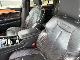 Jeep Grand Cherokee 2022 4x4 Summit 4 puertas SUV (lanzamiento de mitad de año)