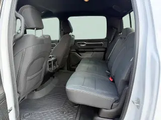 Ram 1500 2024 4x4 Big Horn Cabina Doble de 4 puertas y caja corta de 5.6 pies