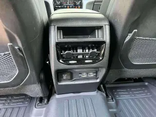 Jeep Grand Cherokee 2025 4x4 Laredo SUV de 4 puertas