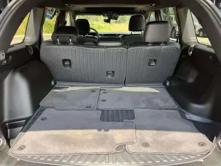 Jeep Grand Cherokee 2025 4x4 Laredo SUV de 4 puertas