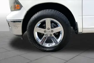Ram 1500 2012 4x2 SLT 4dr Crew Cab batea de 5.5 pies