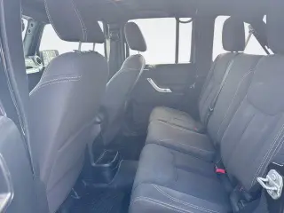 Jeep Wrangler Unlimited 2016 4x4 Rubicon SUV de 4 puertas