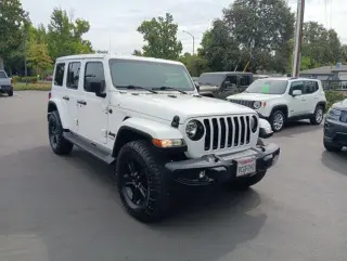 Jeep Wrangler Unlimited 2022 4x4 Sahara 4 puertas SUV