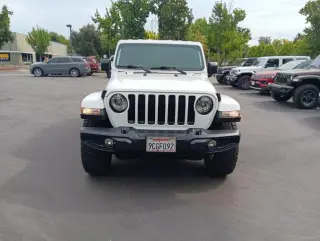 Jeep Wrangler Unlimited 2022 4x4 Sahara 4 puertas SUV