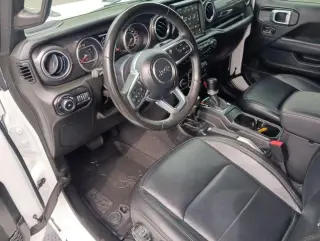 Jeep Wrangler Unlimited 2022 4x4 Sahara 4 puertas SUV