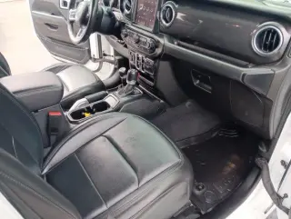 Jeep Wrangler Unlimited 2022 4x4 Sahara 4 puertas SUV