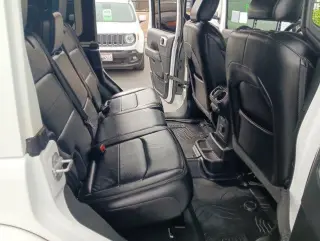 Jeep Wrangler Unlimited 2022 4x4 Sahara 4 puertas SUV