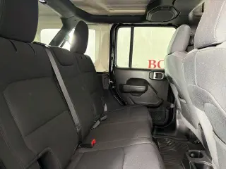 Jeep Wrangler Unlimited 2022 4x4 Sport SUV de 4 puertas