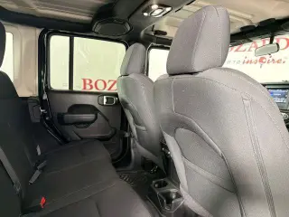 Jeep Wrangler Unlimited 2022 4x4 Sport SUV de 4 puertas