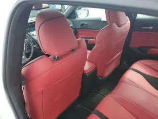 Sedán de 4 puertas Acura ILX 2022 con paquete Premium y A-SPEC