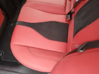 Sedán de 4 puertas Acura ILX 2022 con paquete Premium y A-SPEC