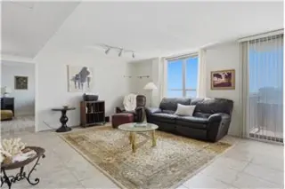 Rental property with 1 bedroom and 1.5 bathroom in Corpus Christi