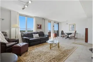 Rental property with 1 bedroom and 1.5 bathroom in Corpus Christi