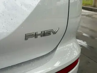 Mitsubishi Outlander PHEV 2023 AWD SE SUV de 4 puertas