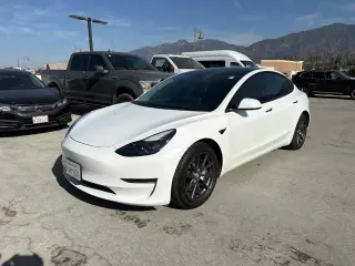 Tesla Model 3 2023 Sedán 4 puertas
