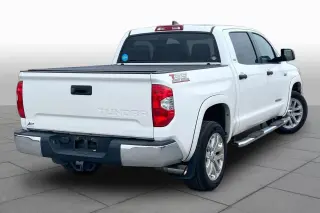Toyota Tundra 2020 4x2 SR5 4 puertas CrewMax Cab Pickup SB