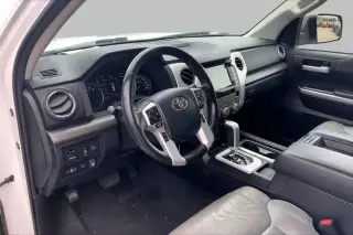 Toyota Tundra 2020 4x2 SR5 4 puertas CrewMax Cab Pickup SB