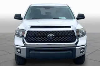 Toyota Tundra 2020 4x2 SR5 4 puertas CrewMax Cab Pickup SB