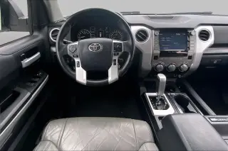 Toyota Tundra 2020 4x2 SR5 4 puertas CrewMax Cab Pickup SB