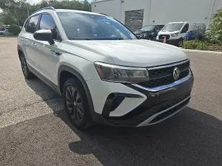 Volkswagen Taos 2022 S SUV de 4 puertas