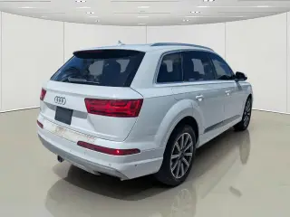 Audi Q7 2019 AWD quattro SE Premium Plus 55 TFSI 4dr SUV