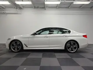 BMW 5 Serie 2020 AWD M550i xDrive 4dr Sedán