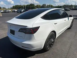 Tesla Model 3 2022 AWD Sedán de 4 puertas de rendimiento