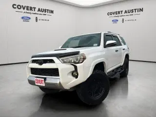 Toyota 4Runner 2017 4x4 SR5 4dr SUV