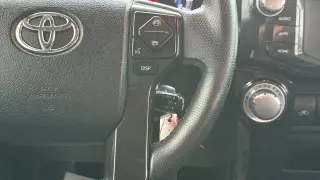 Toyota 4Runner 2017 4x4 SR5 4dr SUV