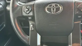 Toyota 4Runner 2017 4x4 SR5 4dr SUV