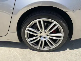 Sedán de 4 puertas Maserati Quattroporte 2018 AWD S Q4 GranLusso