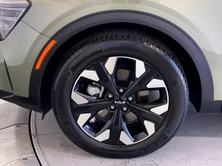 Kia Sportage Híbrido Enchufable 2023 AWD X-Line Prestige SUV de 4 puertas