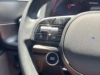 Hyundai IONIQ 6 2023 SE Sedán 4 puertas