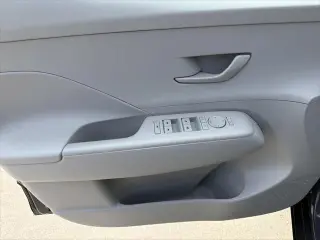 Hyundai KONA 2026 SEL Sport 4dr SUV