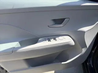 Hyundai KONA 2024 SEL 4dr Crossover