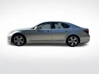 Lexus LS 460 2010 Sedán 4 puertas