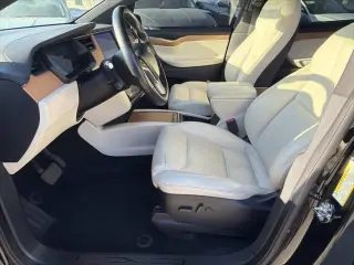 Tesla Model X 2021 AWD Long Range Plus 4dr SUV
