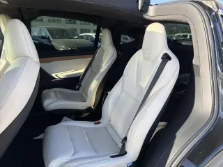 Tesla Model X 2021 AWD Long Range Plus 4dr SUV